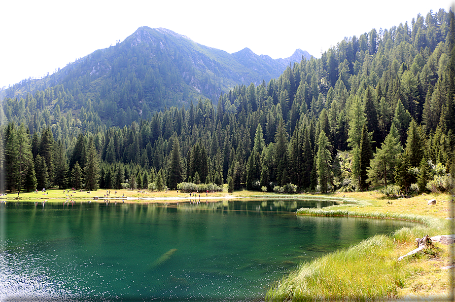 foto Lago Nambino